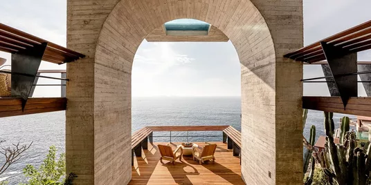 Building with Nature: Innovation in Coastal Architecture