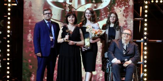 Weaving Social Responsibility into Fashion Retail